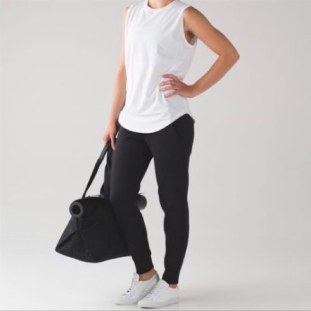 Lululemon pants